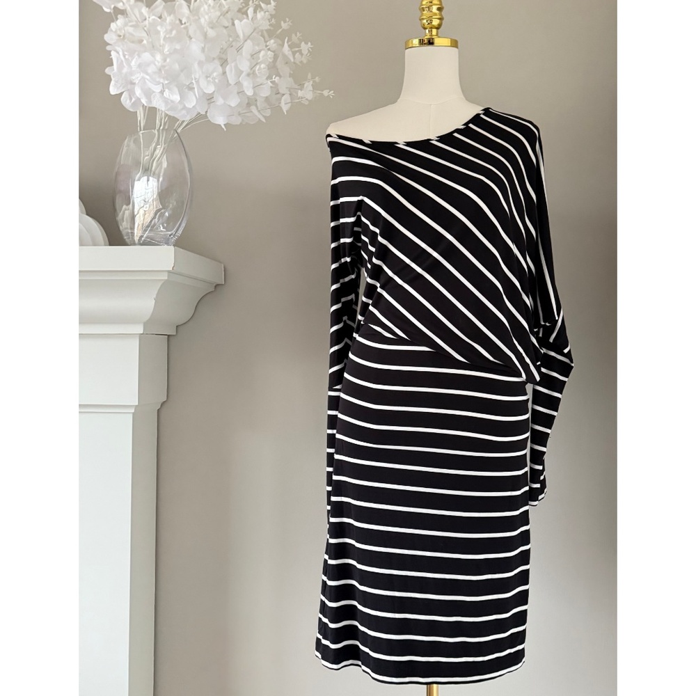 BCBG Max Azria Asymmetrical Jersey Dress in Black + White, Sz L